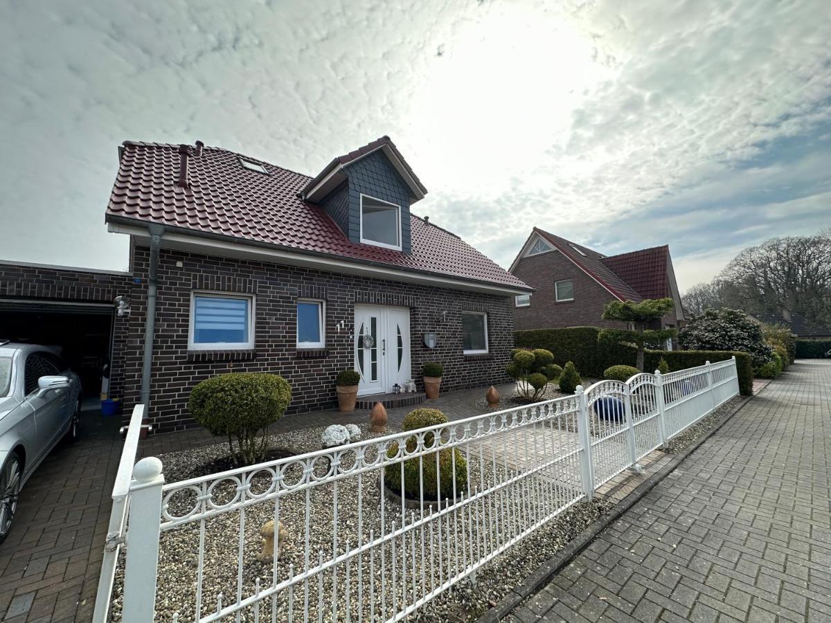 Ferienwohnung Am Hafen Ruestersiel Wilhelmshaven Luaran gambar
