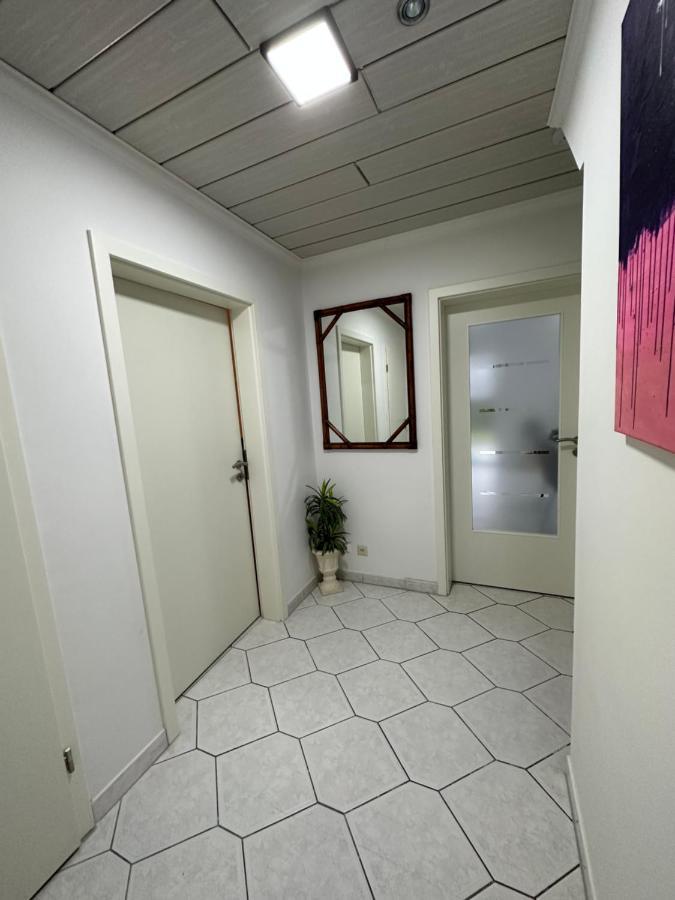 Ferienwohnung Am Hafen Ruestersiel Wilhelmshaven Luaran gambar